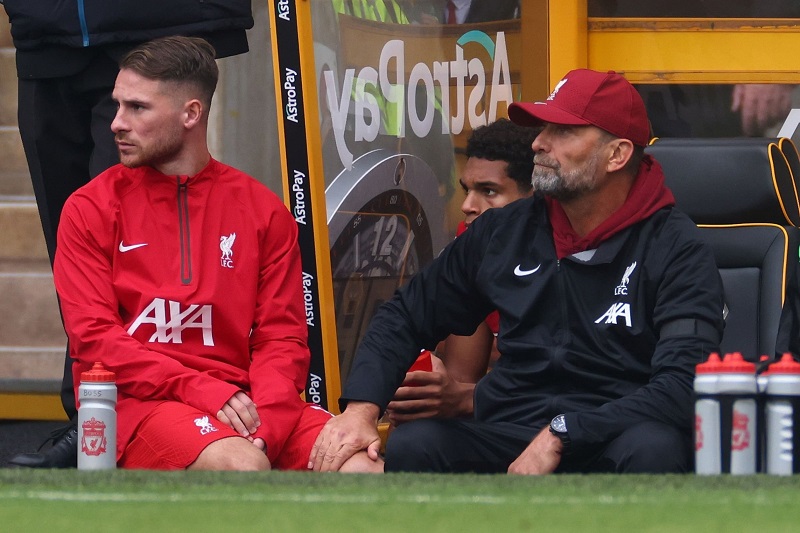Liverpool continues to navigate through challenging situations thanks to Jurgen Klopp's flexibility.